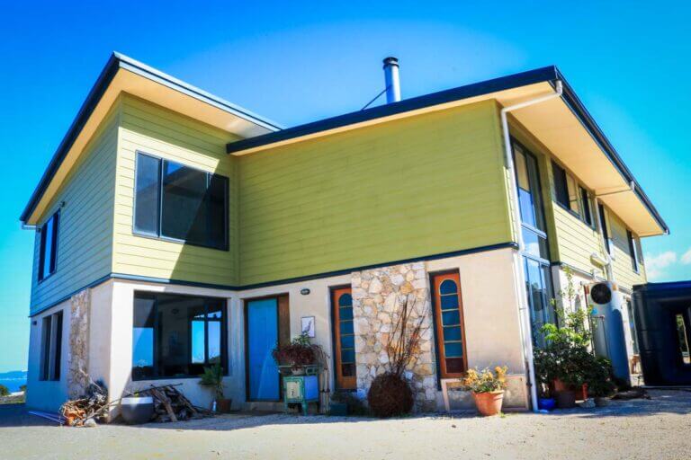 Blossoms - Accommodation in Bremer Bay - 55 Gneiss Hill Road