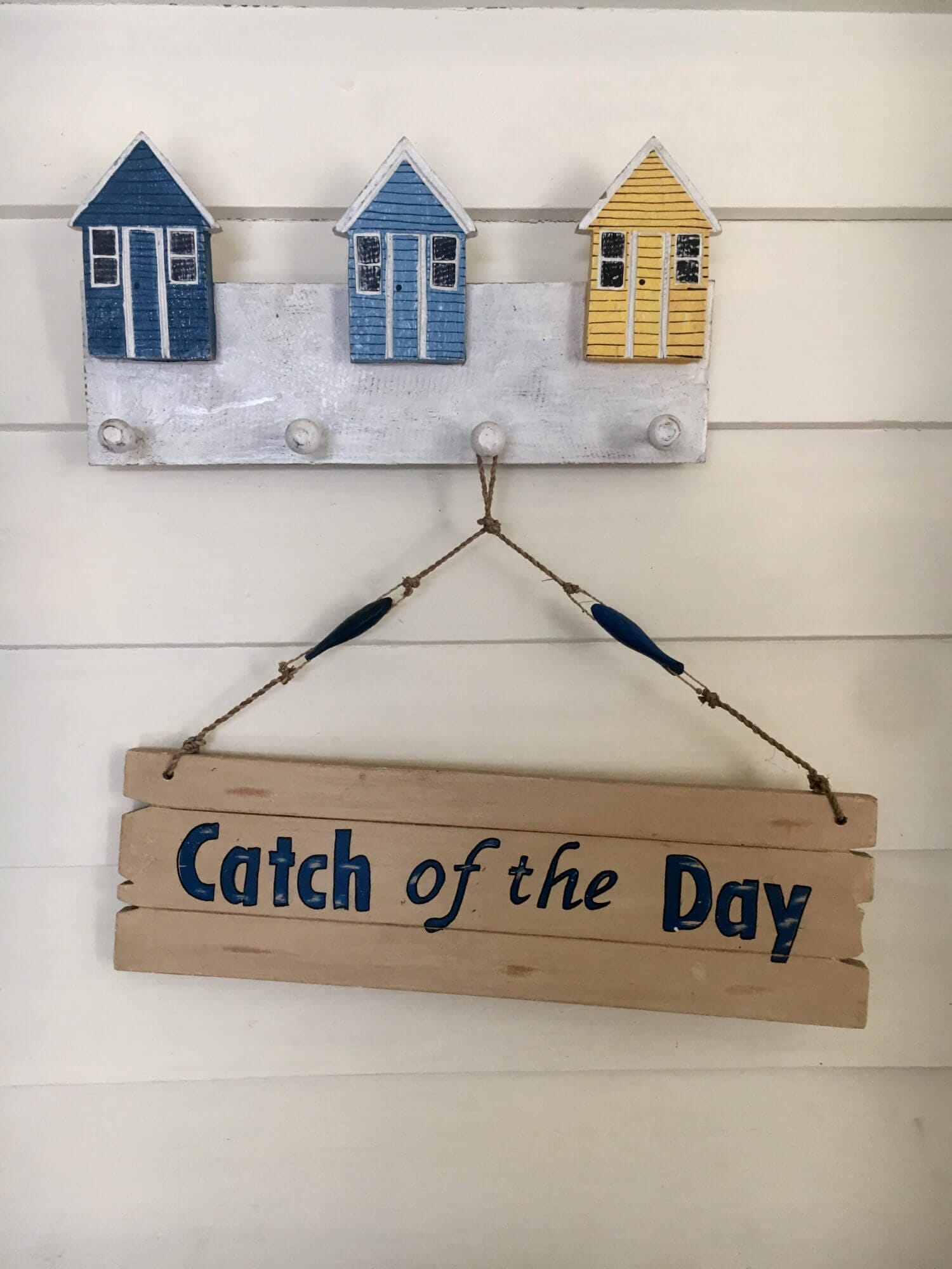 Weekender - Accommodation in Bremer Bay - 21 Barbara Street. Beach decor throughout the house