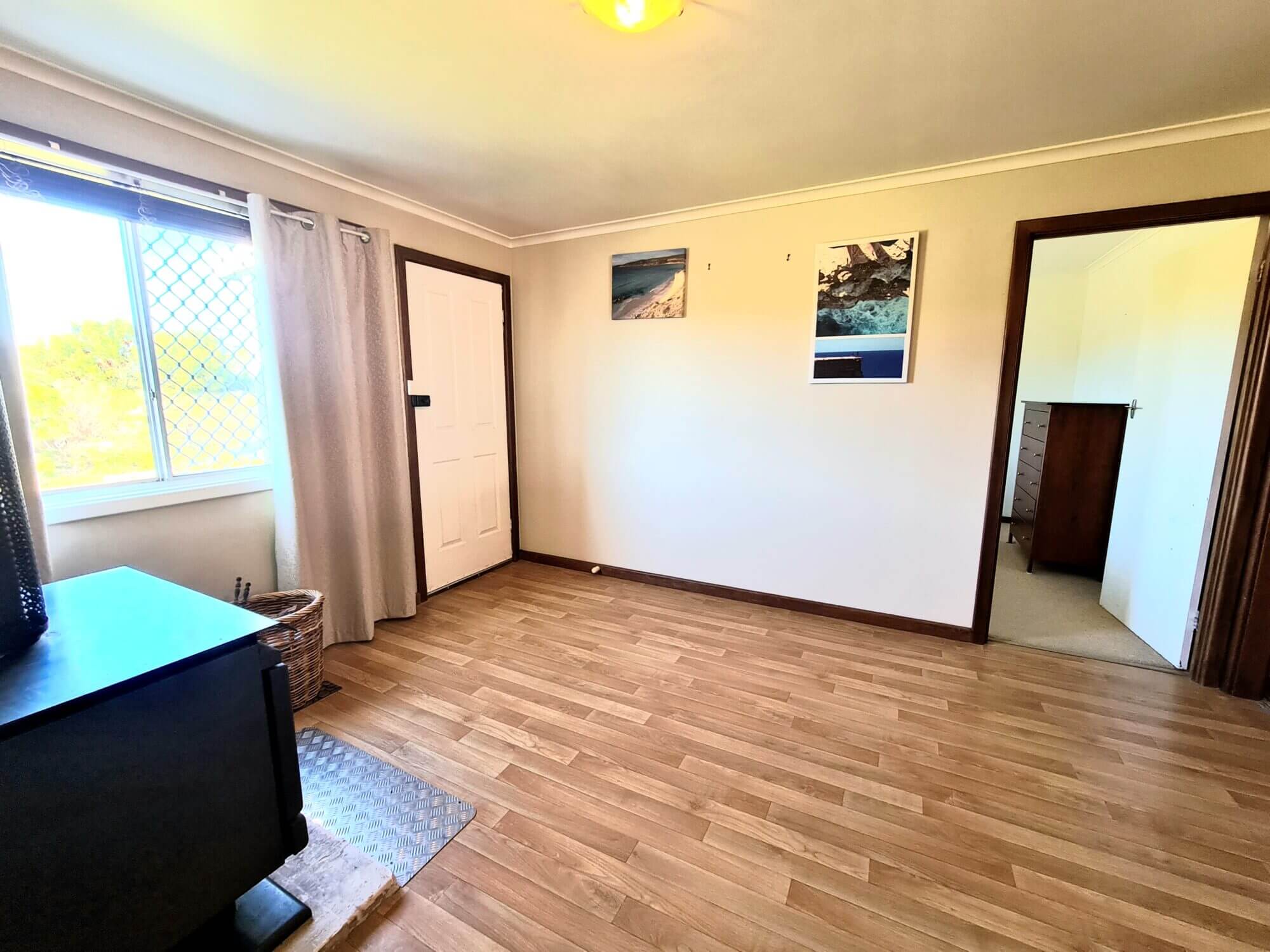 Mick's Pad - Accommodation in Bremer Bay - 23 Barbara Street - Fireplace