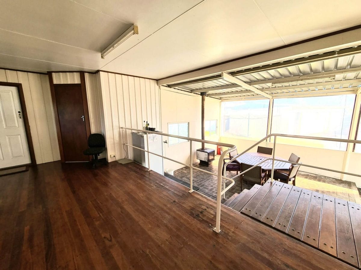 Mick's Pad - Accommodation in Bremer Bay - 23 Barbara Street - Undercover Deck