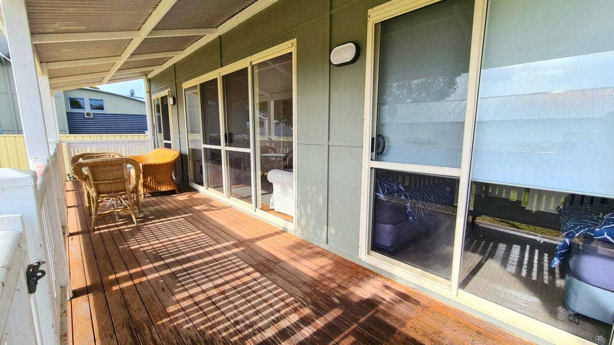 The Bay Cottage - Balcony - Accommodation in Bremer Bay - 9 Roderick Street