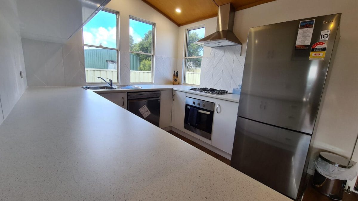 The Bay Cottage - Kitchen - Accommodation in Bremer Bay - 9 Roderick Street