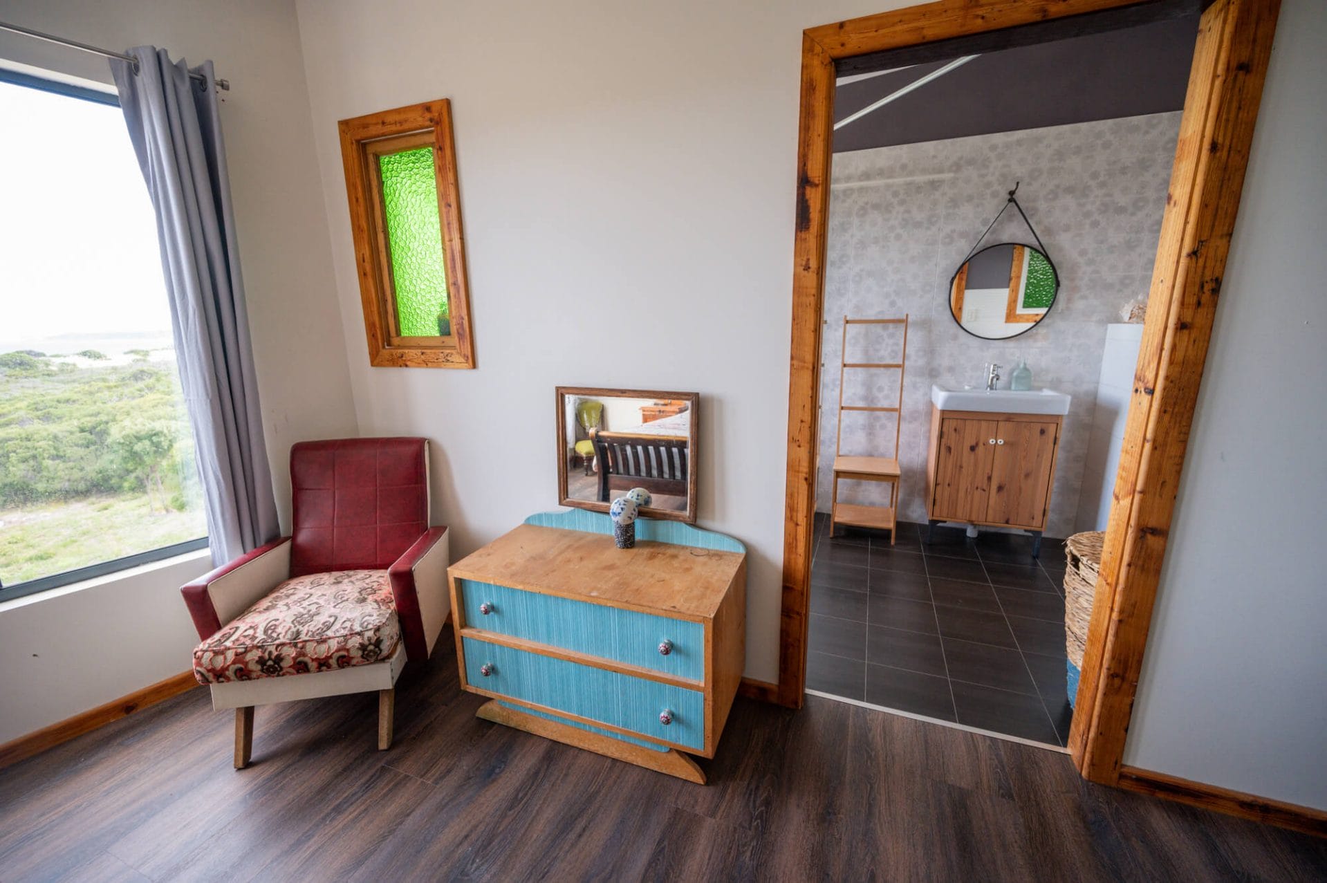 Blossoms - 55 Gneiss Hill Road Bremer Bay - Main Bedroom - King with Ensuite