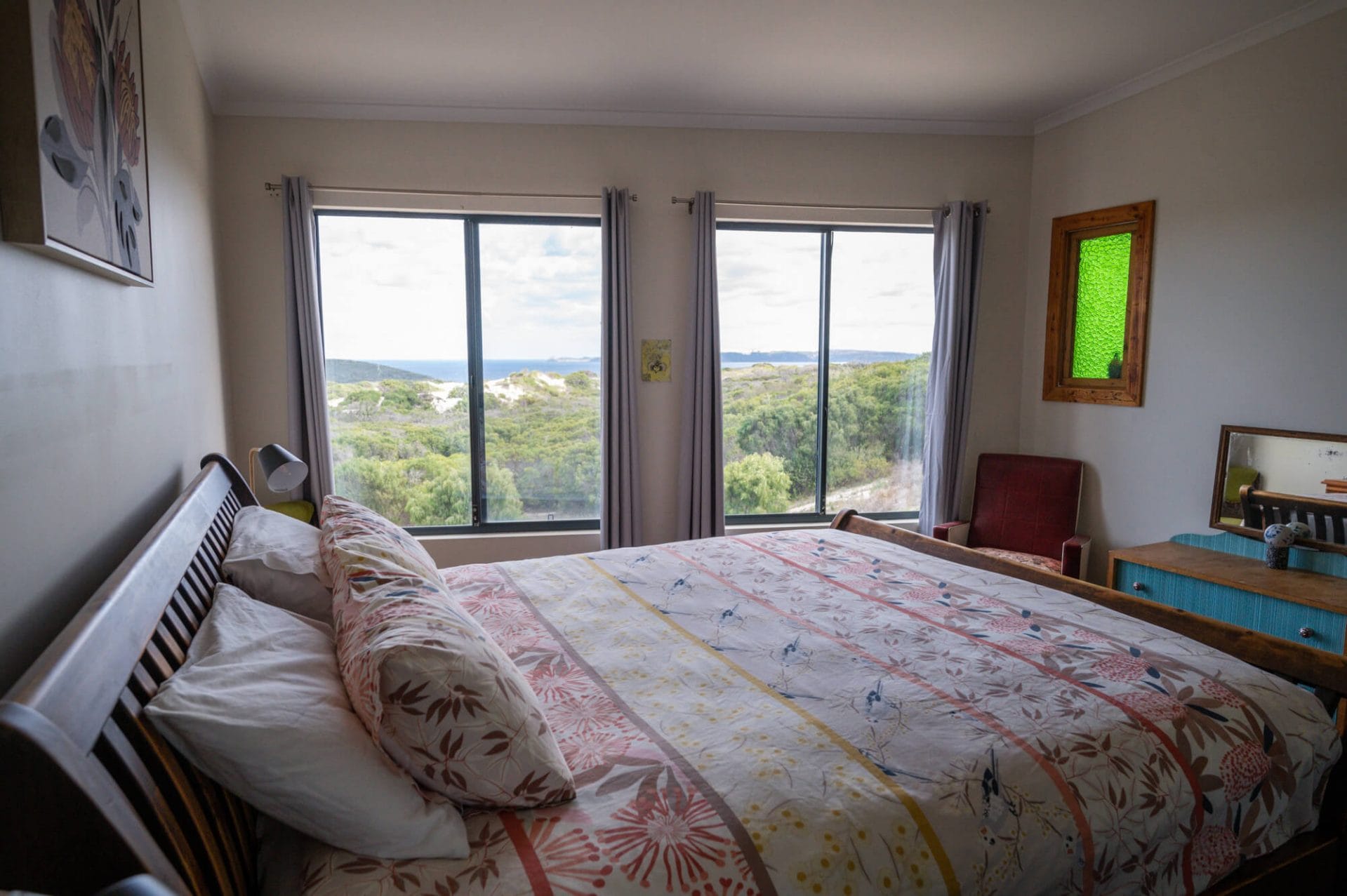 Blossoms - 55 Gneiss Hill Road Bremer Bay - Main Bedroom - King with Ensuite