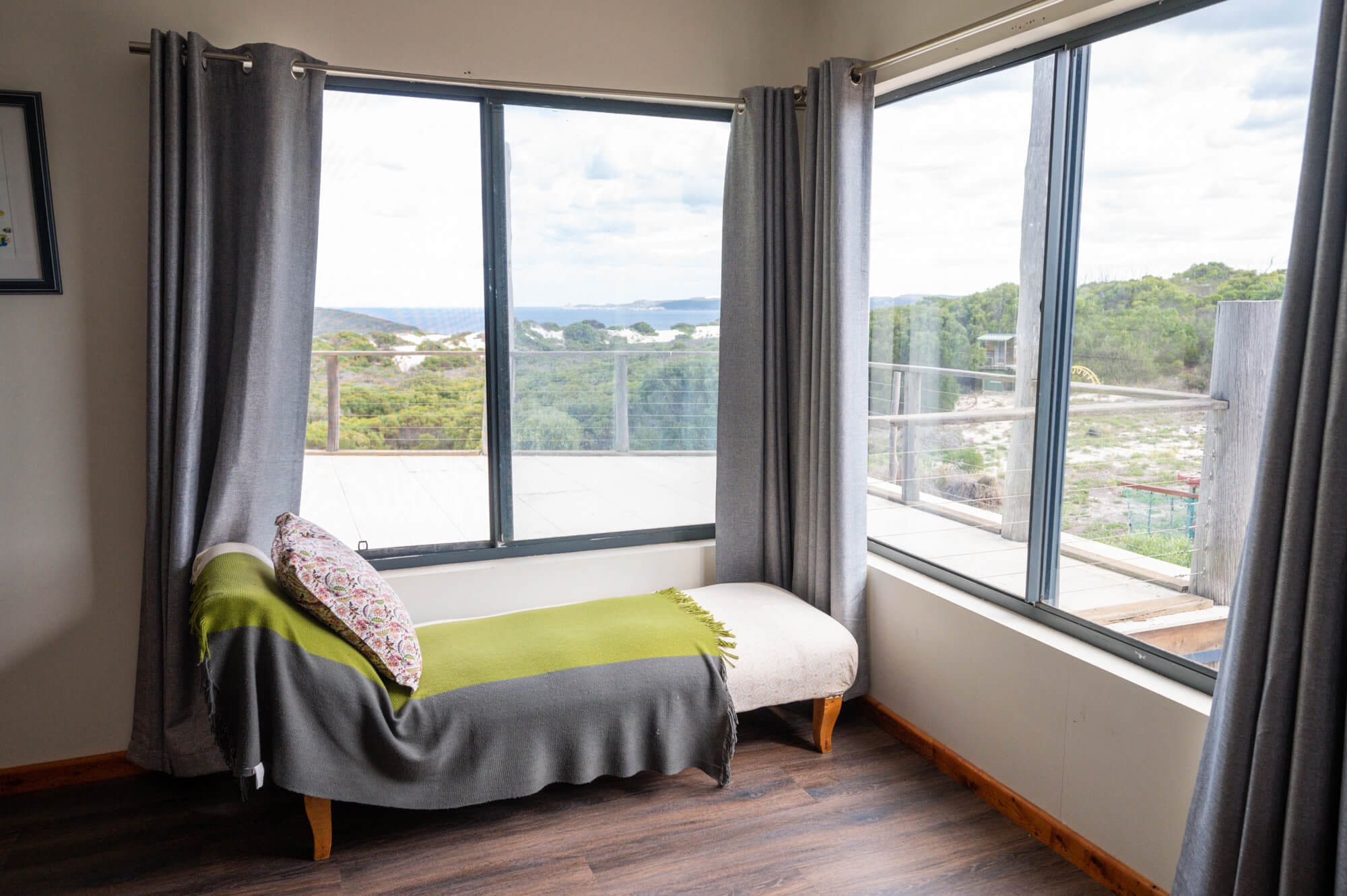 Blossoms - 55 Gneiss Hill Road Bremer Bay - Bedroom 2 - Couch