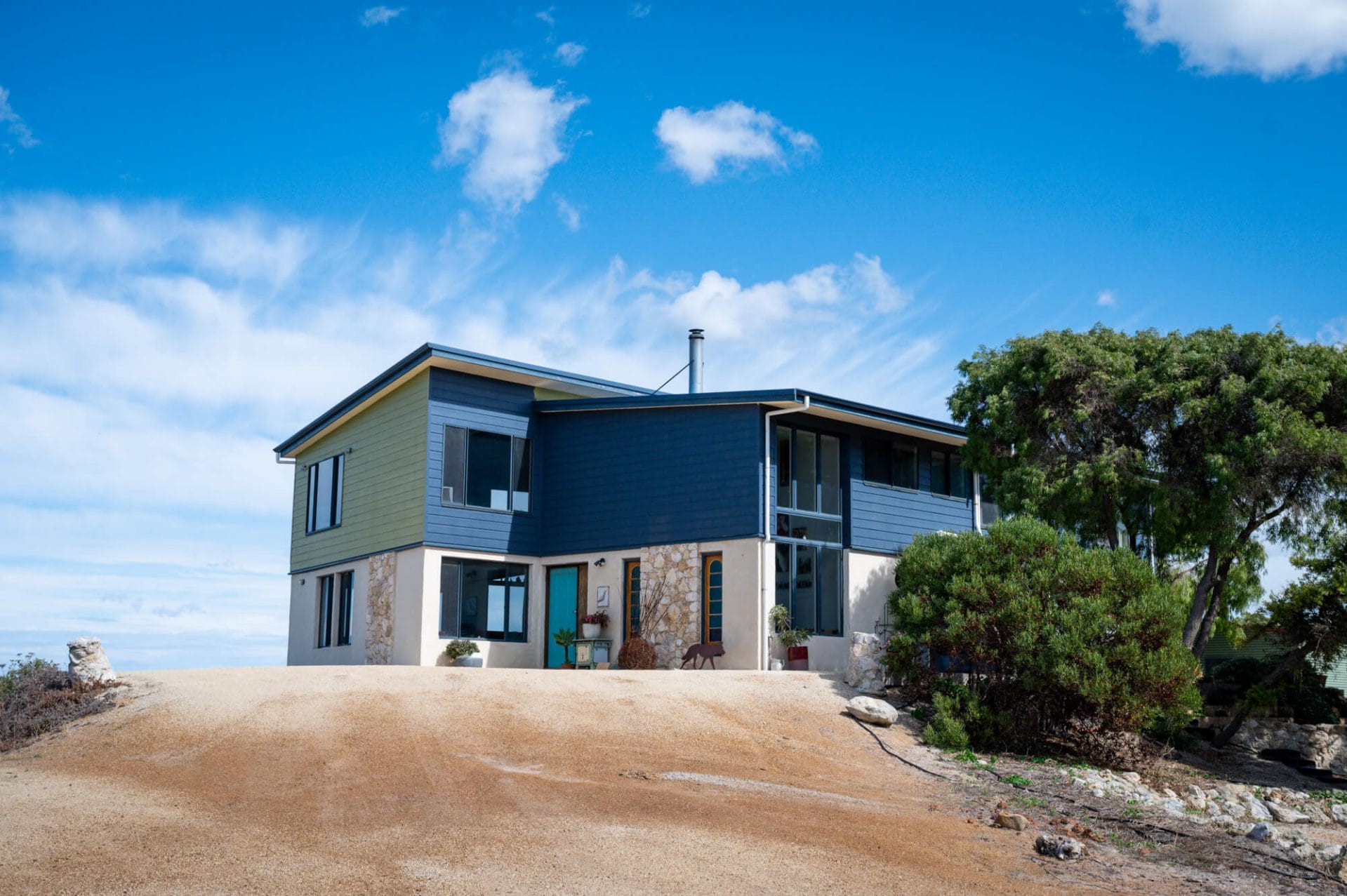Blossoms - 55 Gneiss Hill Road Bremer Bay - Driveway
