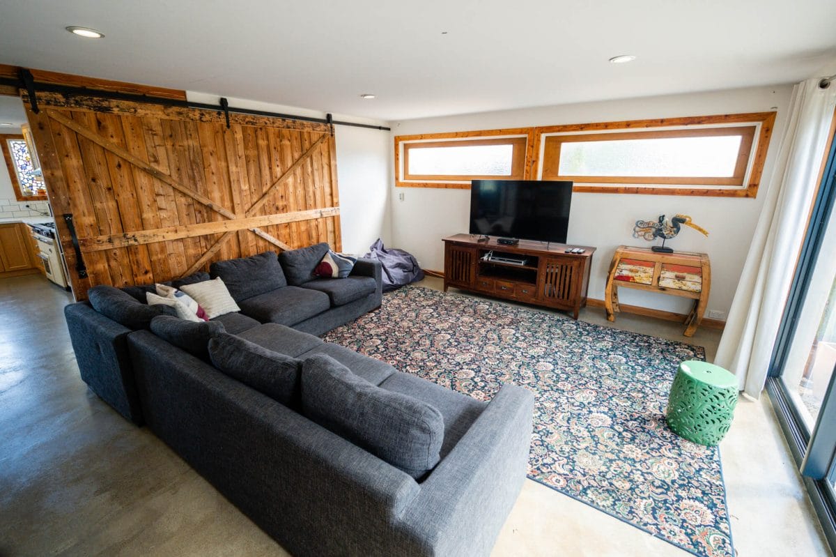 Blossoms - 55 Gneiss Hill Road Bremer Bay - TV Room