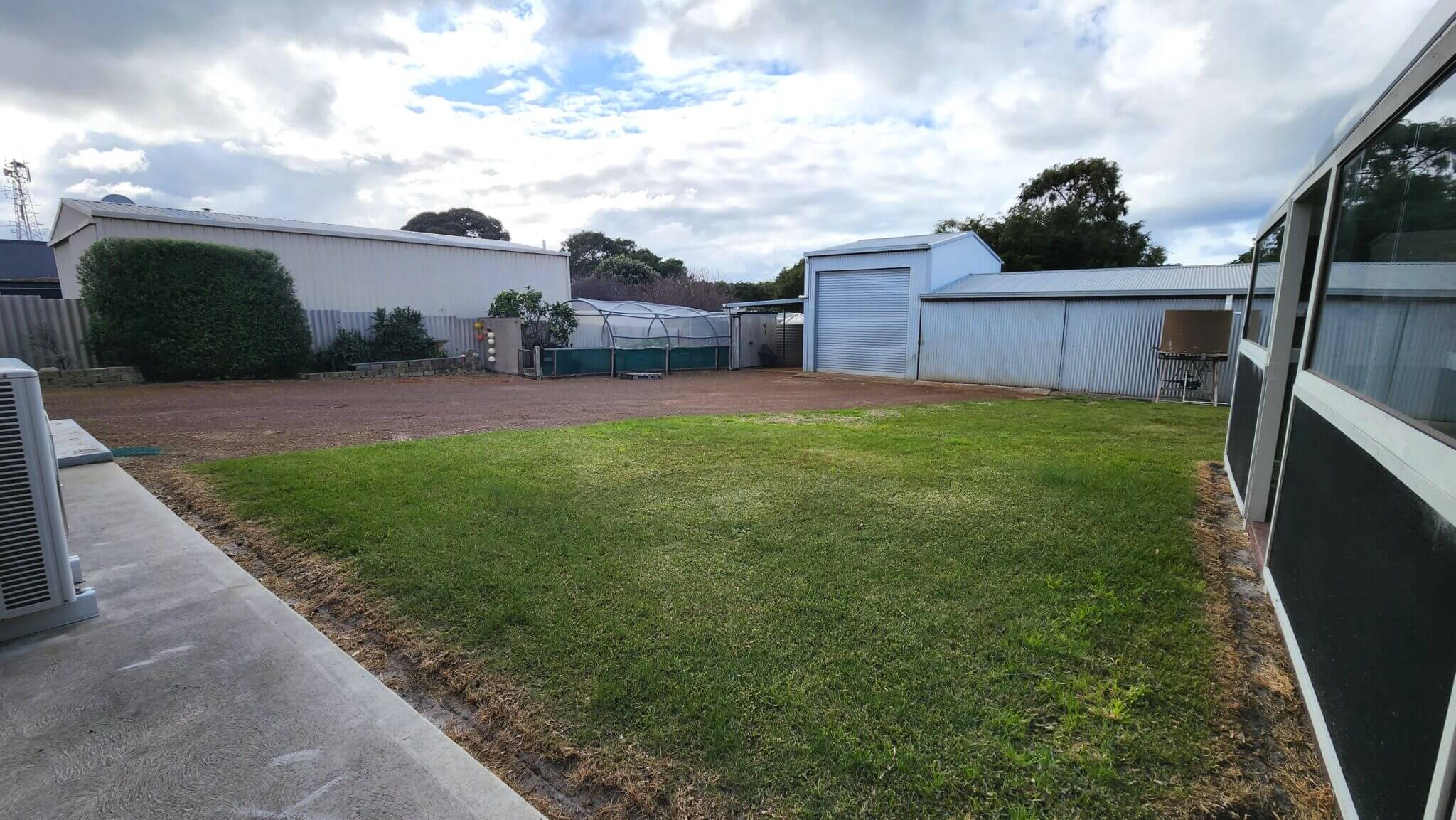 Accommodation in Bremer Bay - 3 John St - Backyard