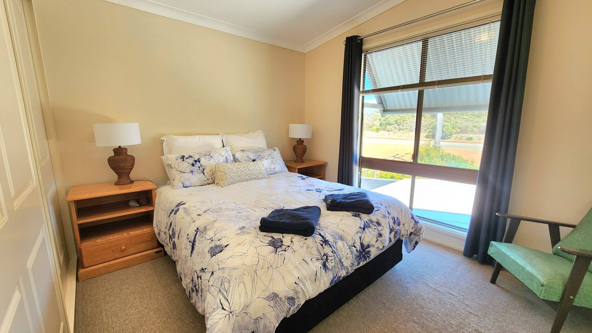 Accommodation in Bremer Bay - 3 John St - Upstairs Queen Bedroom