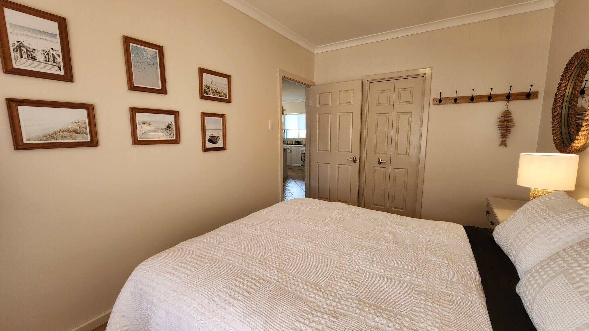 Accommodation in Bremer Bay - 3 Qualup Court - Downstairs Bedroom 1 - Queen Bed