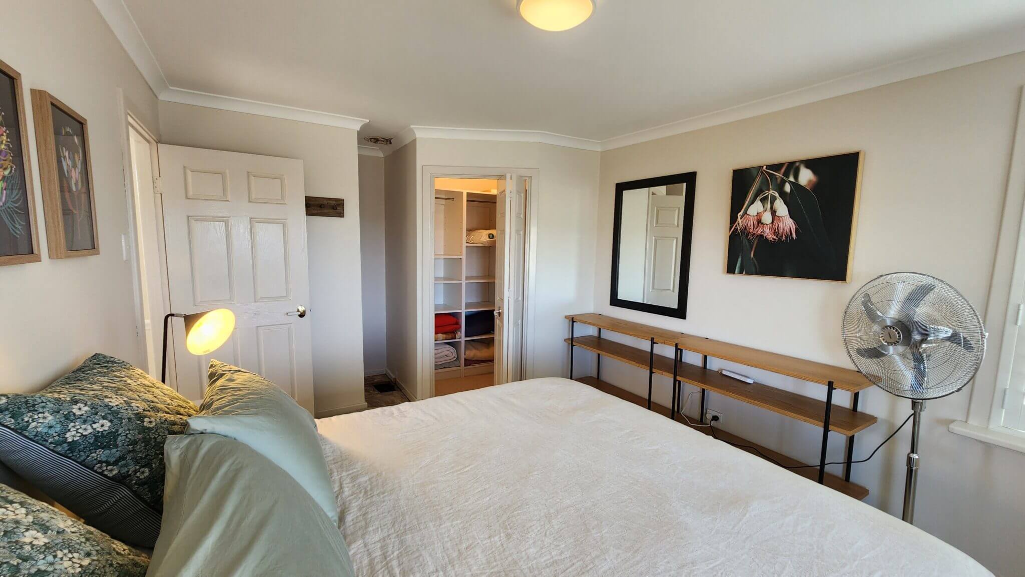 Accommodation in Bremer Bay - 3 Qualup Court - Upstairs Bedroom 3 - King Bed
