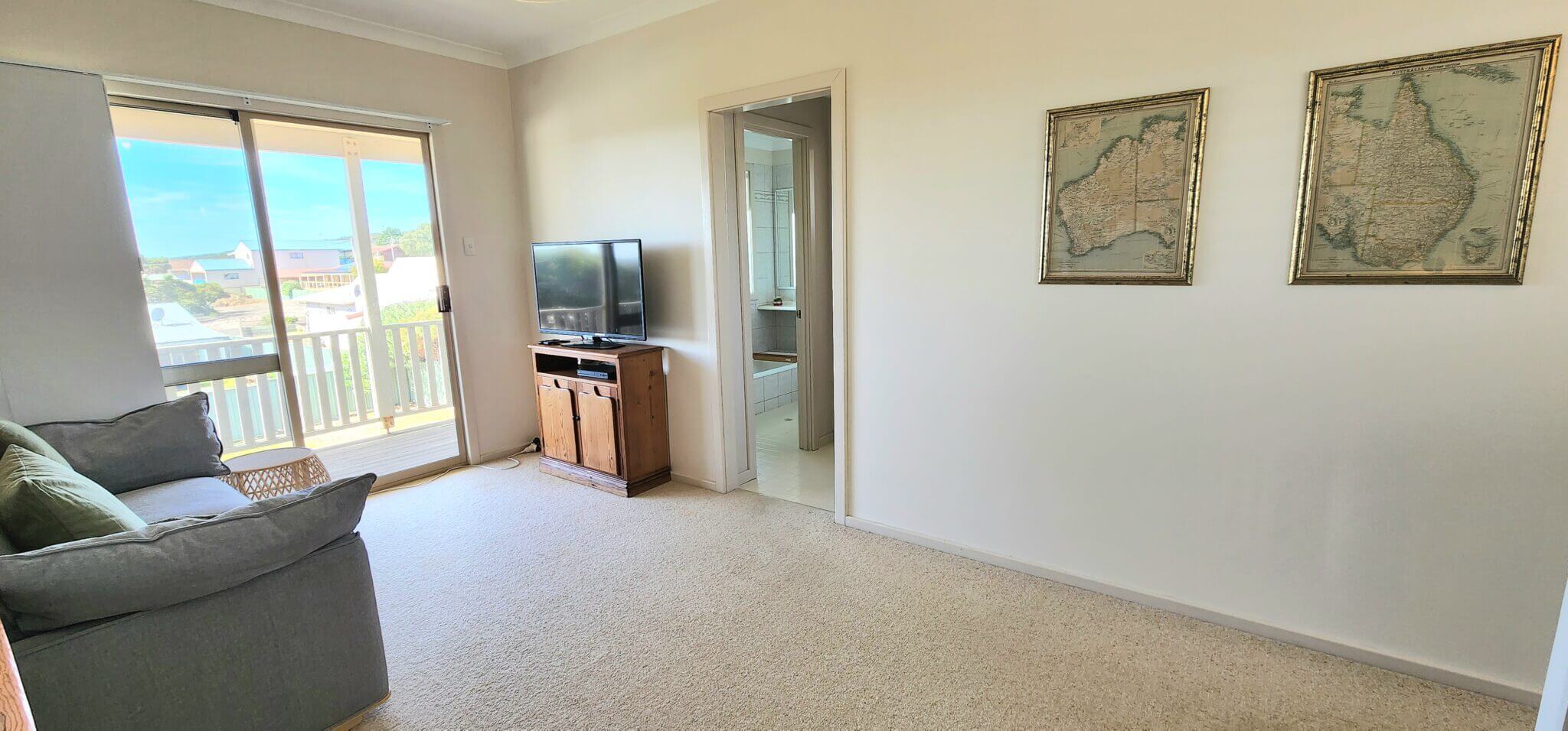 Accommodation in Bremer Bay - 3 Qualup Court - Upstairs Second TV Sitting Area