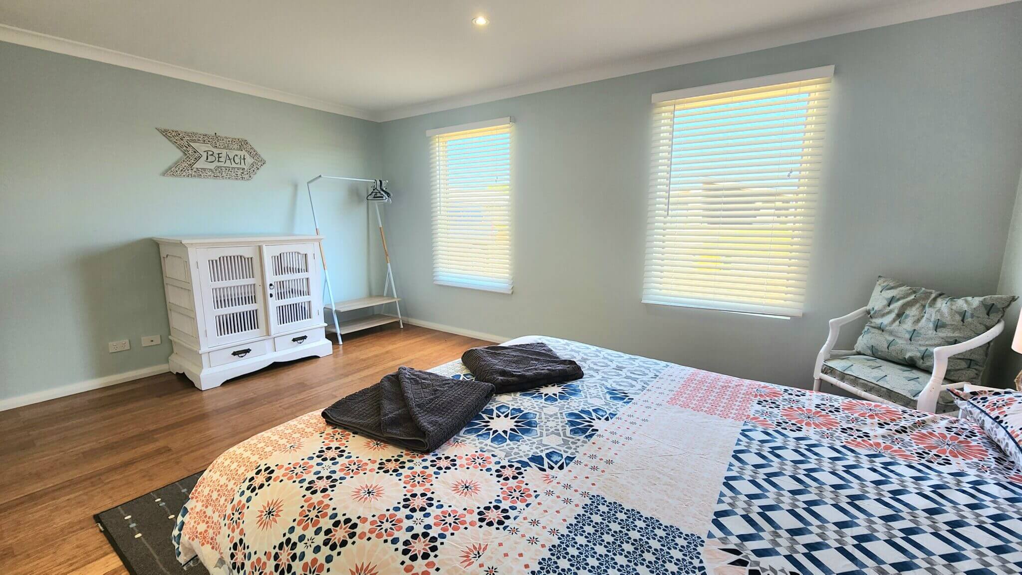 Bedroom 1 - Queen - Ensuite - Windspray - Accommodation in Bremer Bay - 33 McGlade Close Bremer Bay