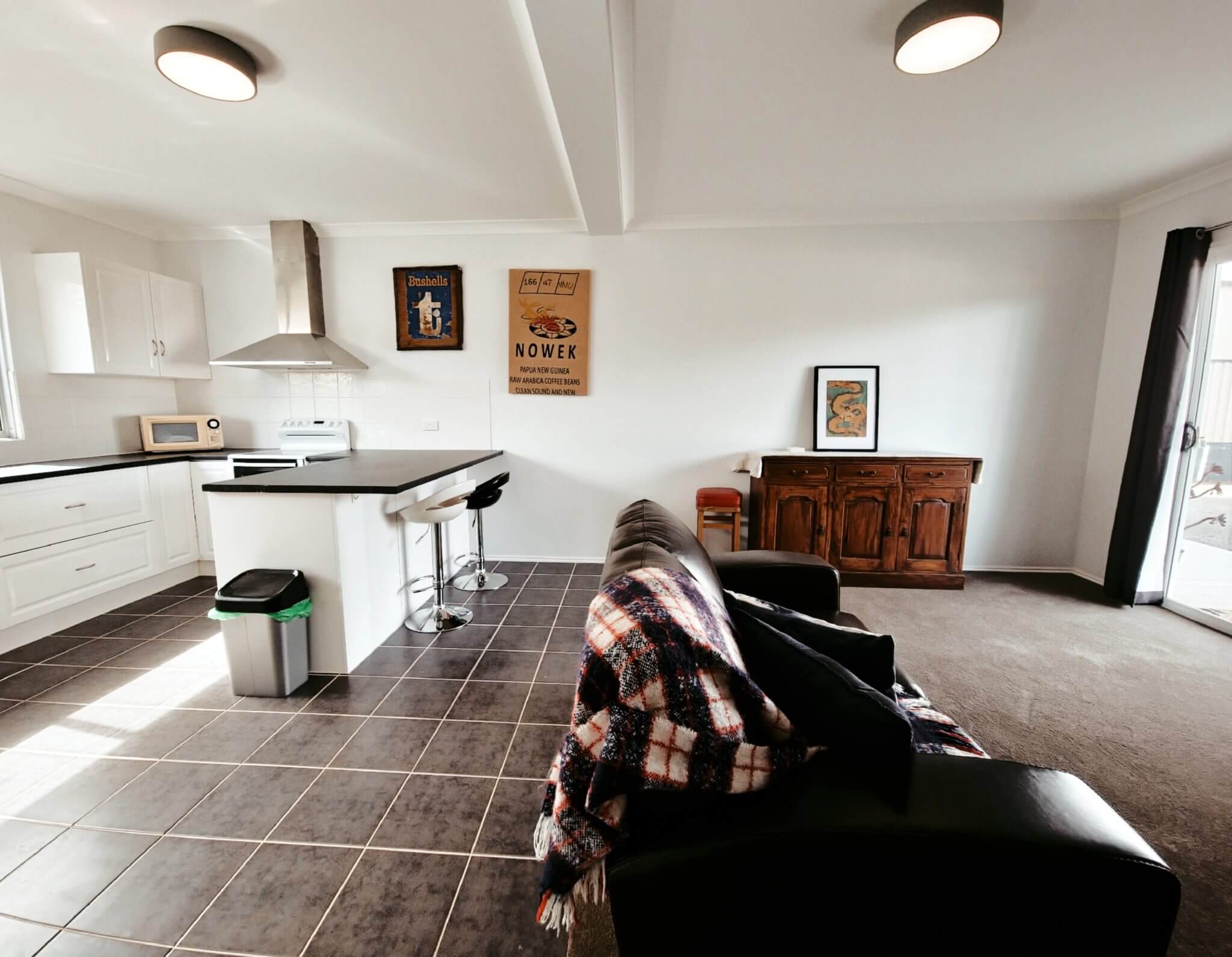 Lounge - Blue Dune Duo Unit A - Accommodation in Bremer Bay - 12A Margaret Street Bremer Bay