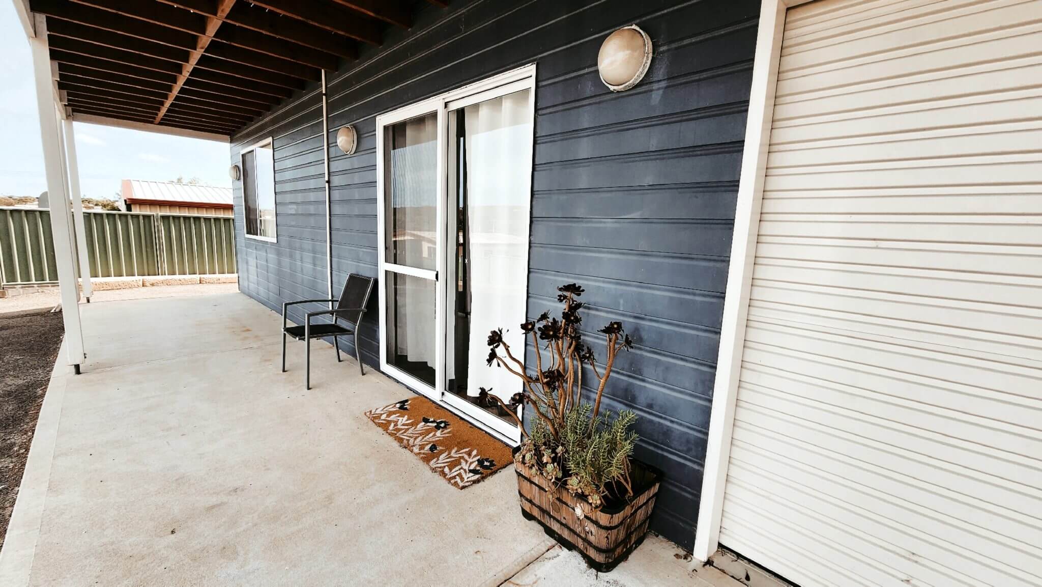 Outside - Blue Dune Duo Unit A - Accommodation in Bremer Bay - 12A Margaret Street Bremer Bay