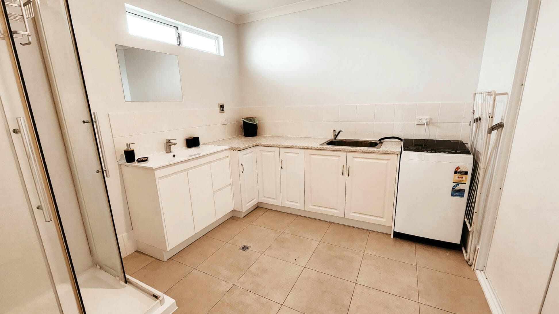 Bathroom - Blue Dune Duo Unit B - Accommodation in Bremer Bay - 12A Margaret Street Bremer Bay