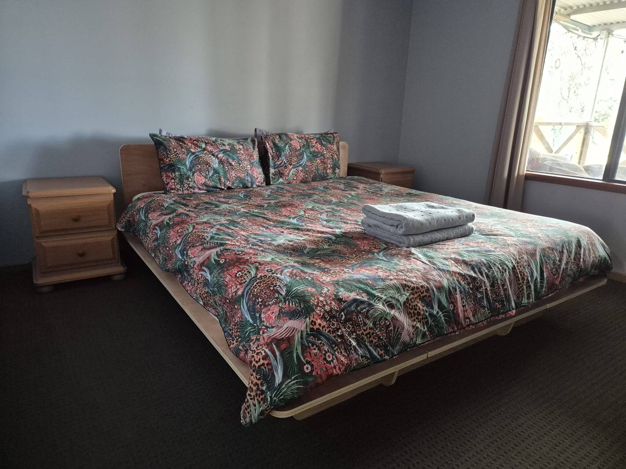 Accommodation in Bremer Bay - 10 Agnes Place - Bedroom 1